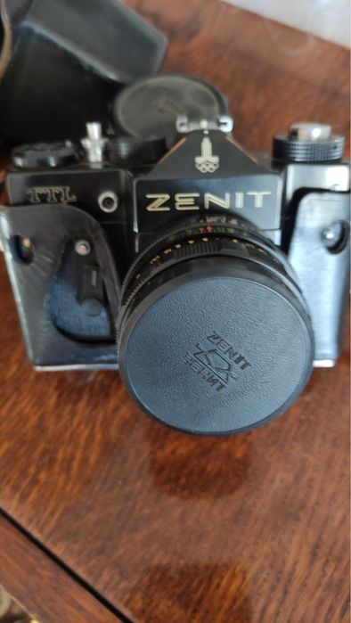Фотоапарат Зенит ТТЛ,С экспонометром,объектив для макросъёмки.