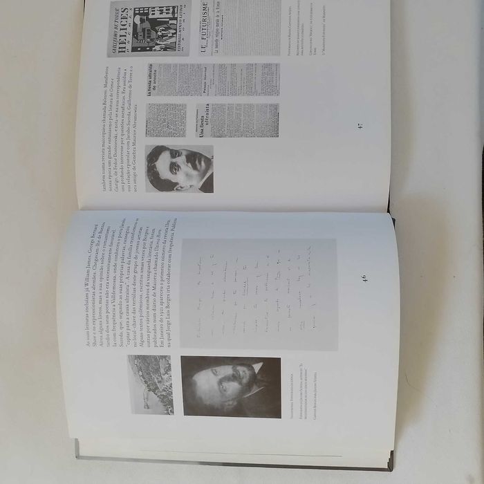 FOTOBIOGRAFIA DE JORGE LUIS BORGES Autor Alejandro Vaccaro Editora     Círculo de Leitores