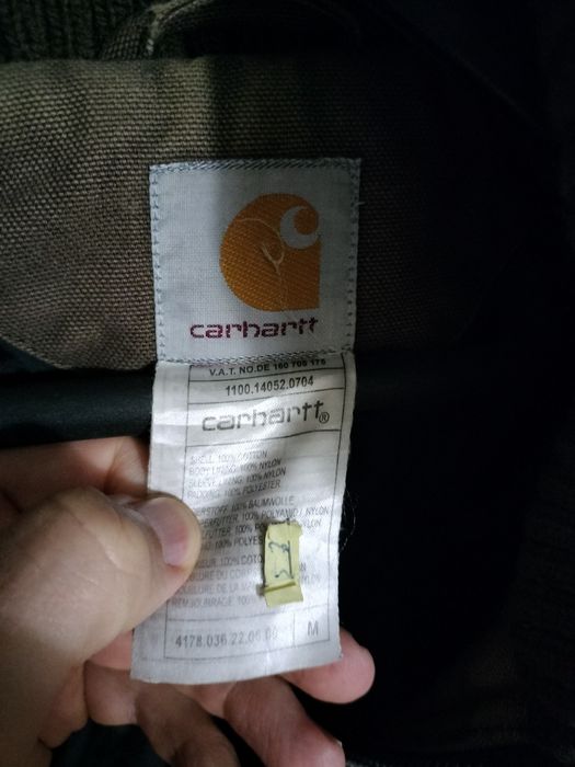 Casaco cahartt castanho