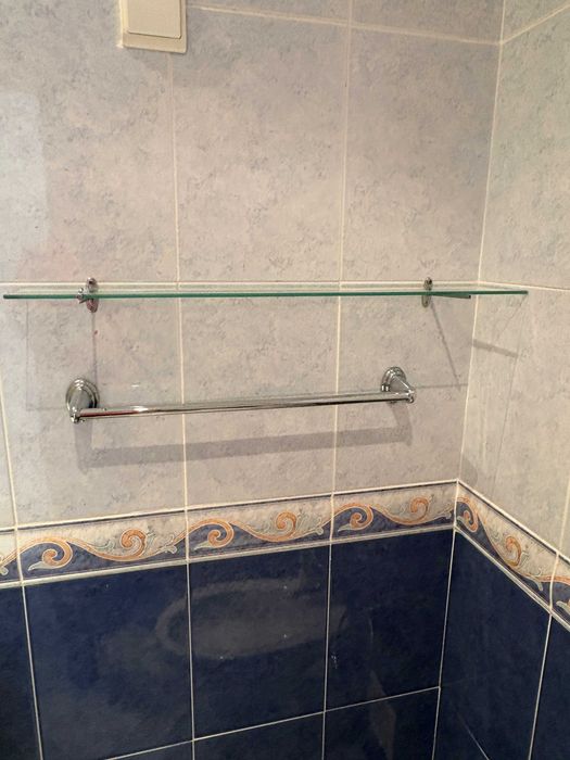 Varios porta toalhas