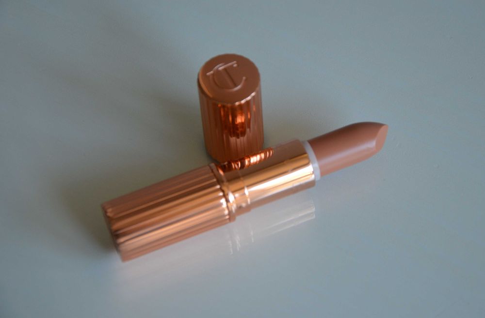 Charlotte Tilbury Kissing Nude Kate pomadka nude ORYGINAŁ