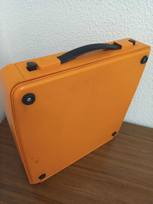 Máquina de escrever Silver-Reed Seiko