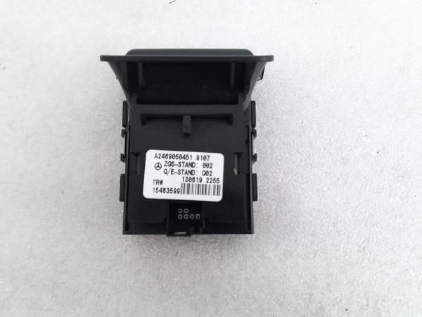 Botão / interruptor travão de parque MERCEDES-BENZ CLA Coupé (C117)