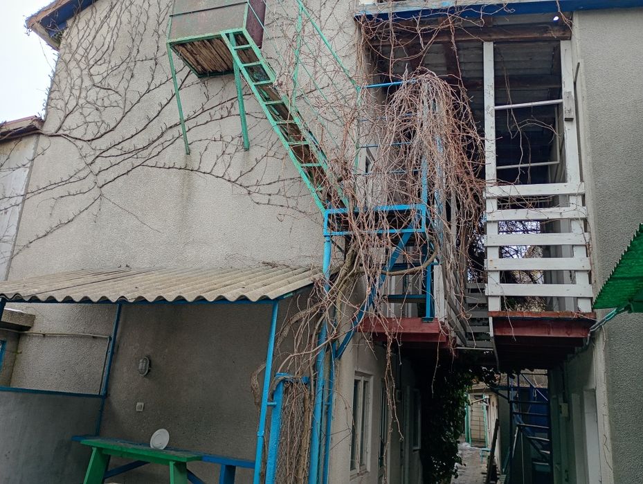 Продам пол бази в Затоке