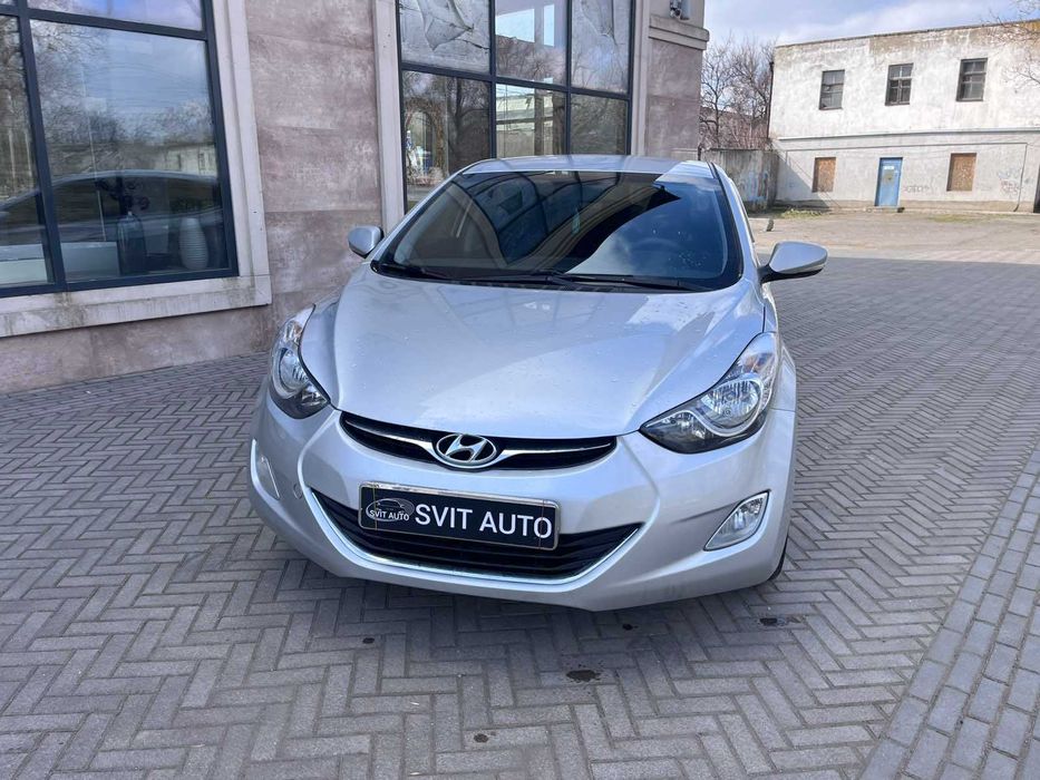 Продам Hyundai Elantra 2012р. 1.8газ/бензин