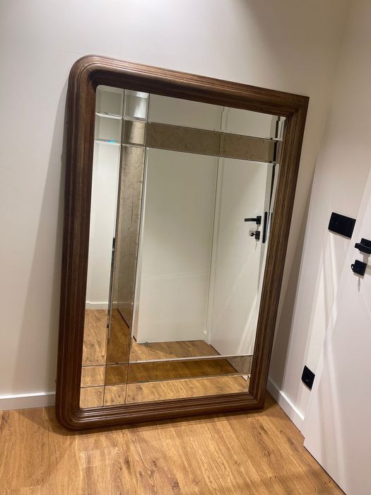 Espelho antigo em madeira