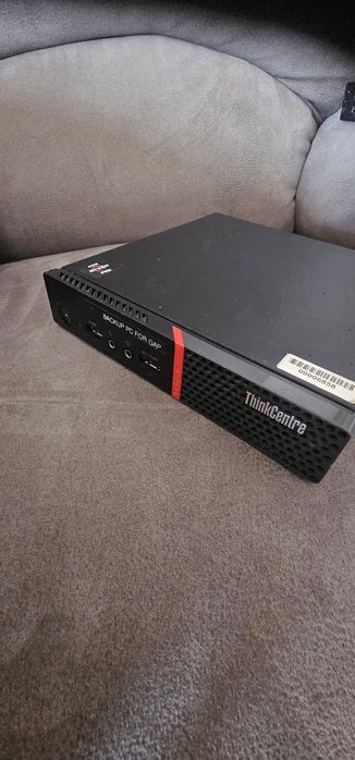 Lenovo Thinkcenter M715q