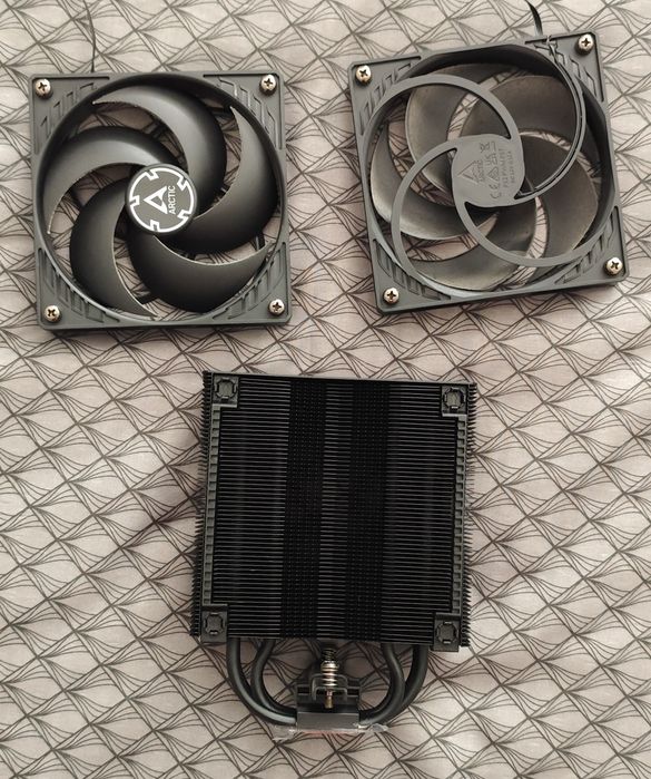 Cooler CPU Arctic Freezer 36 Black