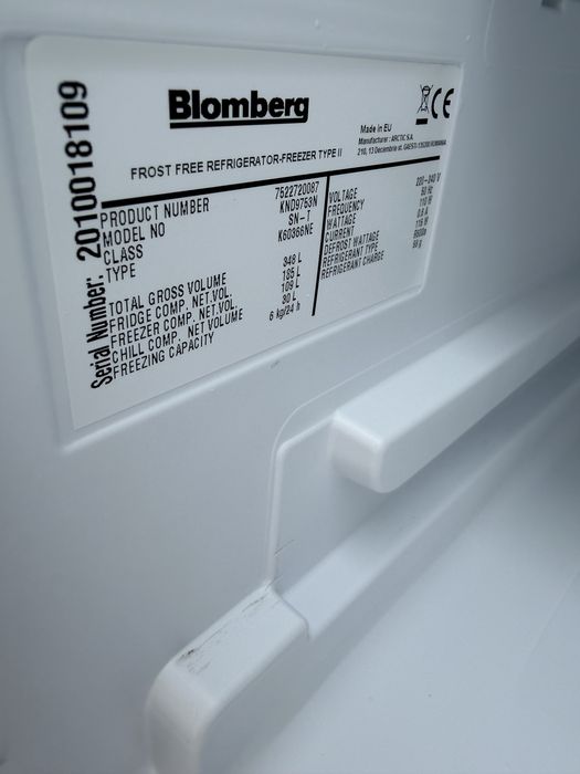 Холодильник новфрост Blomberg KND9753N