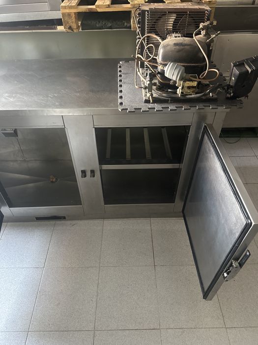 Balcao frigorifico Inox 3 portas