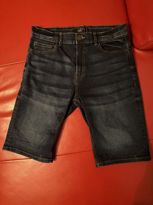 Krótkie spodenki, szort Next