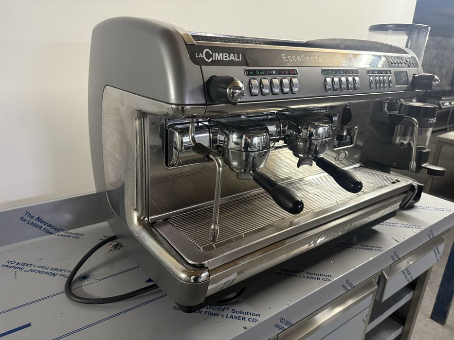 Maquina de café la cimbal M39 fazemos instalação