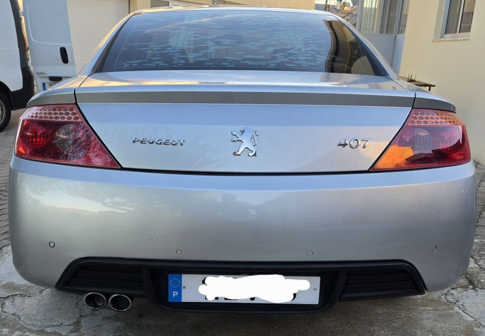Peugeot 407 2.7 HDI Bi-turbo Coupé — photo 5