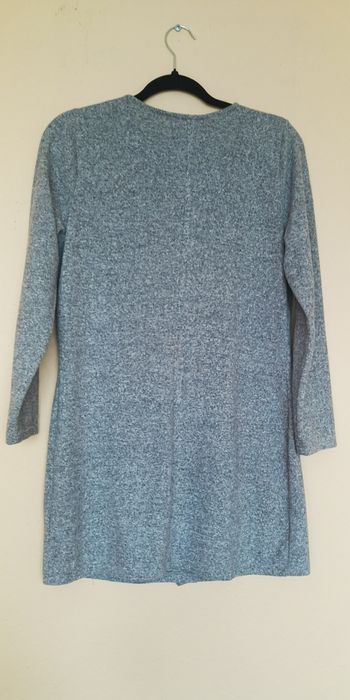 Lekki dzianinowy długi cardigan marki Orsay