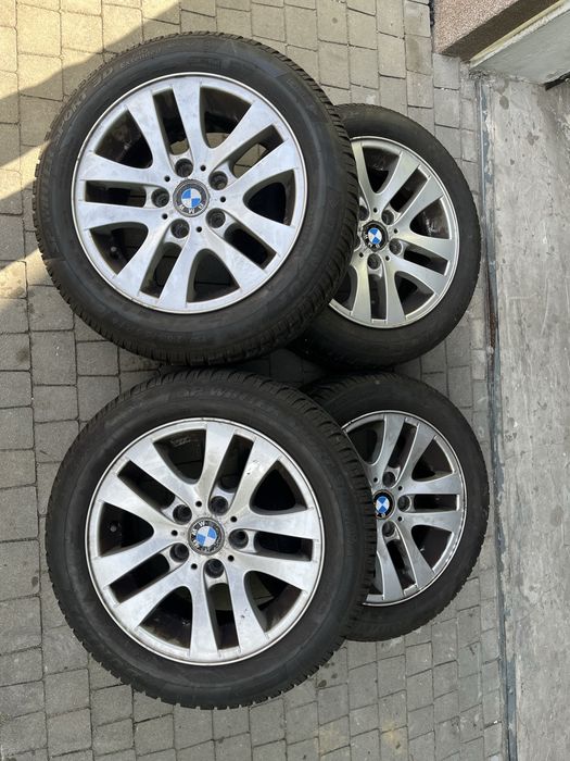 Oryginalne felgi BMW 16” + opony zimowe Pirelli RunFlat 205/55 R16 – komplet 4 szt.