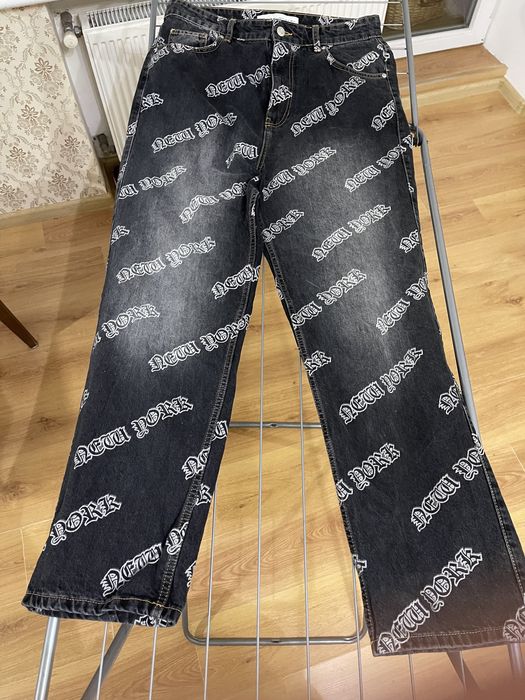 Джинси на підлітка Bershka baggy р.32 (48)