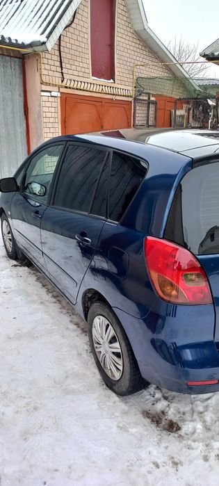 Тойота версо корола