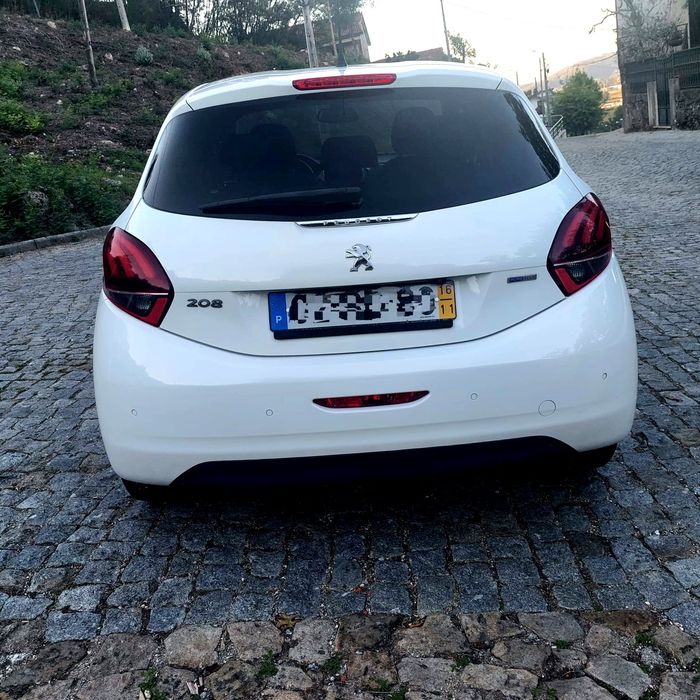 Peugeot 208 1.2 Puretech STYLE | 2016 | 110.000 KM | DISTRIBUIÇÃO MUDADA — photo 4