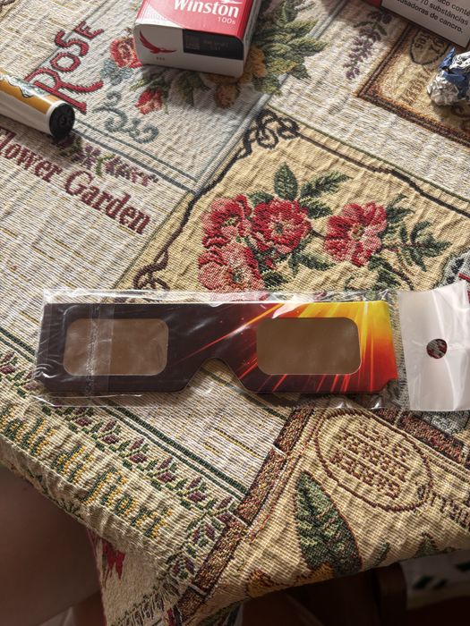 Oculos de eclipse