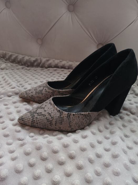 Туфлі      жіночі