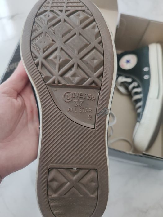 Продам кеди Converse