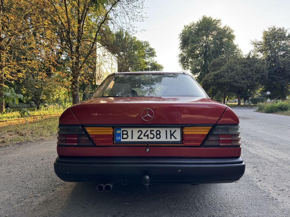 Mercedes-benz c-class 1987