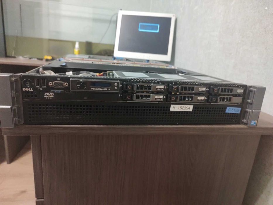 Сервер Dell PowerEdge R810 R820