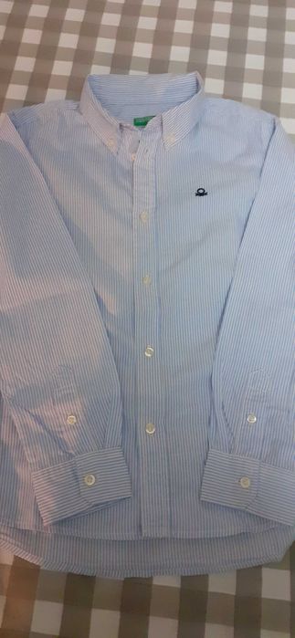 Camisa Benneton de menino, em excelente estado!