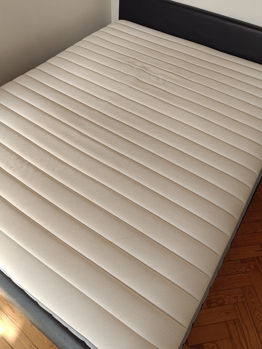 Colchao IKEA Valevag
