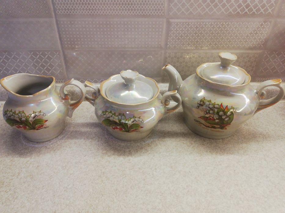 Заварник, сахарница, цукорниця, молочник