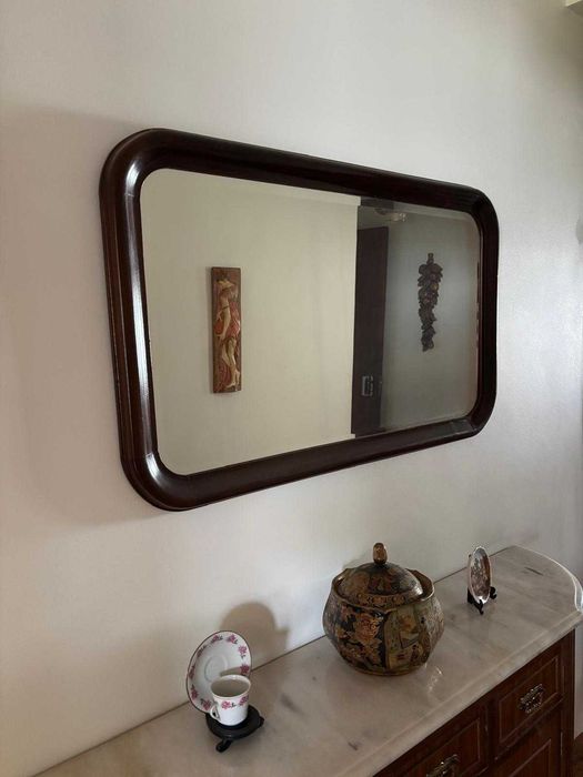 Mobiliário, Sapateira, Mesa de Sala e Espelho