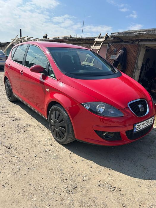 Сеат Альтеа  власниця