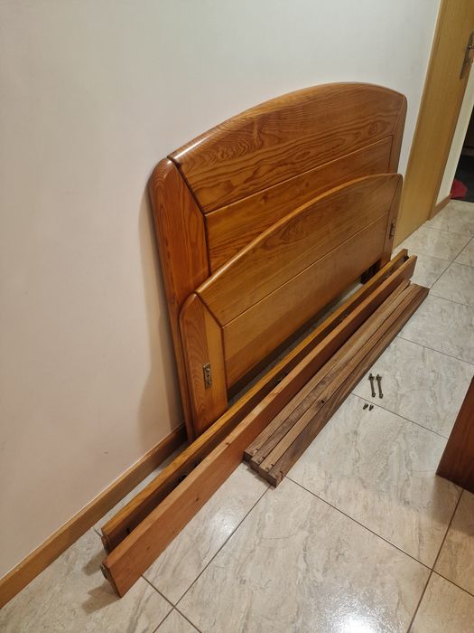 Cama casal pinho maciço