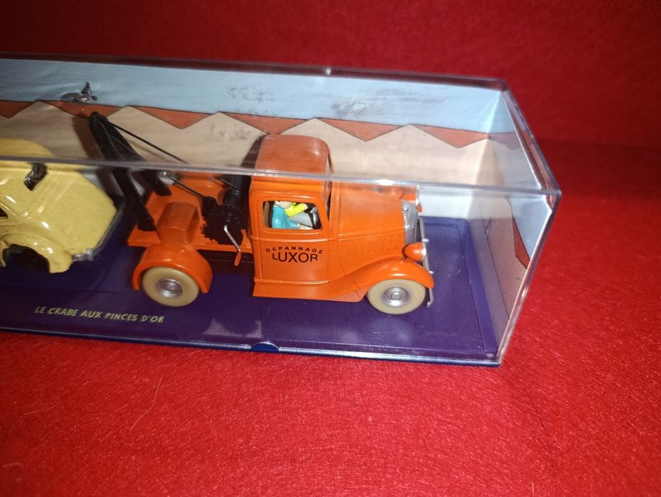 Miniatura Tintin  Reboque e Carro Acidentado