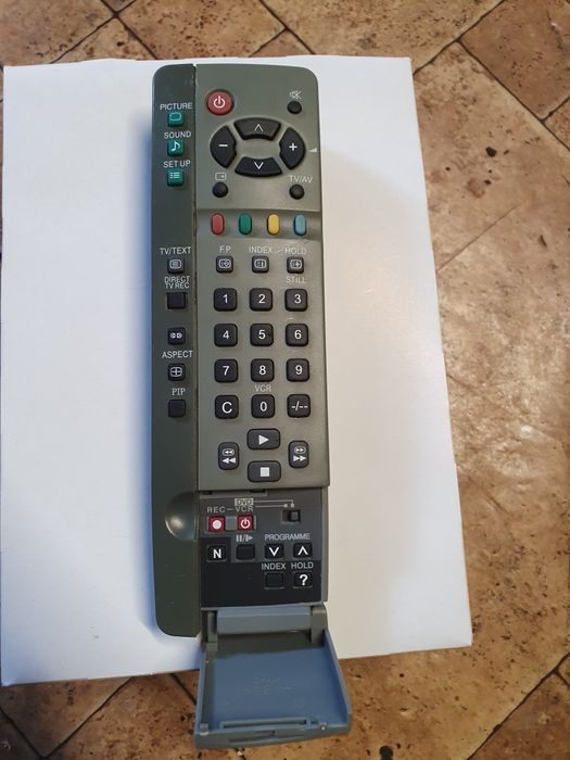 Pilot tv magnetowid VHS panasonic