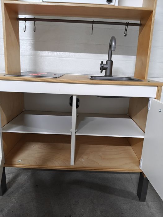 Cozinha criança de brincar IKEA DUKTIG
Cozinha
