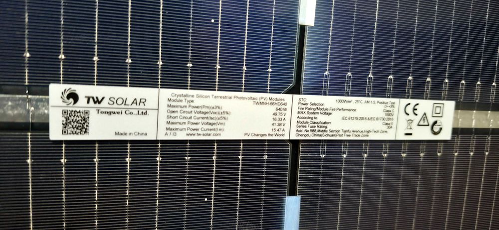 Сонячні панелі 450, 615, 640Вт, Tier 1 монтаж.