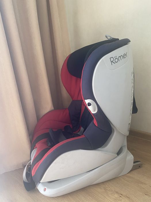 Автокрісло Britax Römer King Trifix  9-12 кг