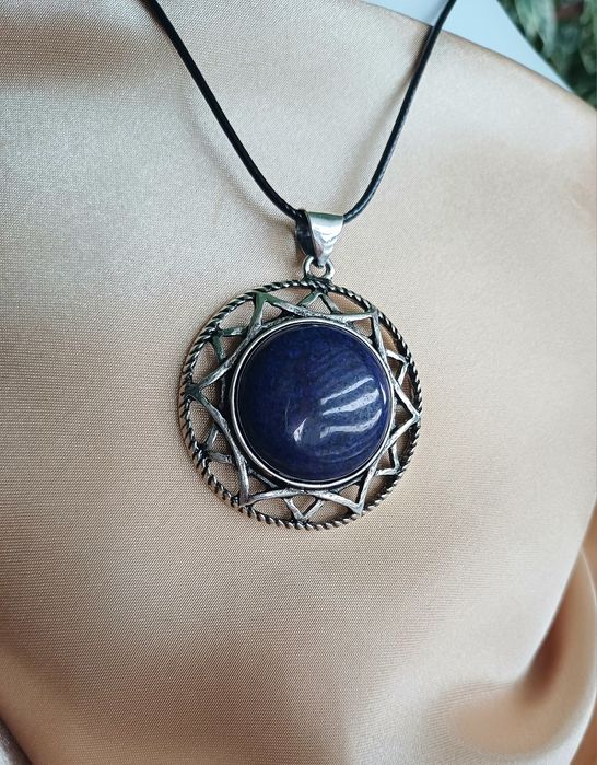 Naszyjnik Lapis lazuli - właściwości