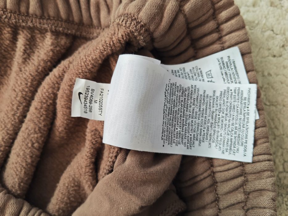 Штани спортивні Nike на байці (р.-М/дивіться заміри)