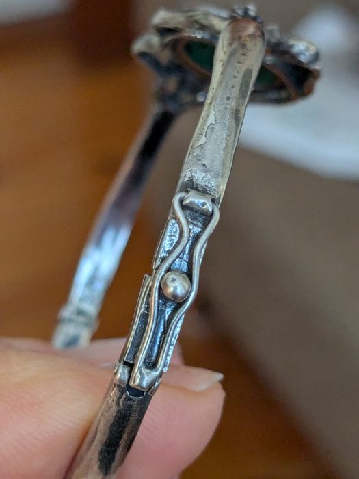 Kruk bransoletka srebrna  z kamieniem