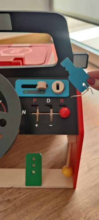 Carro madeira infantil mecânica