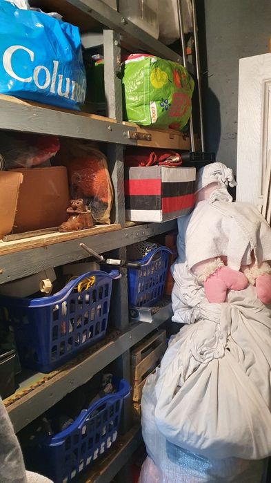 2комн кв газовая плита! Метро Индустриальная  сертификаты можно