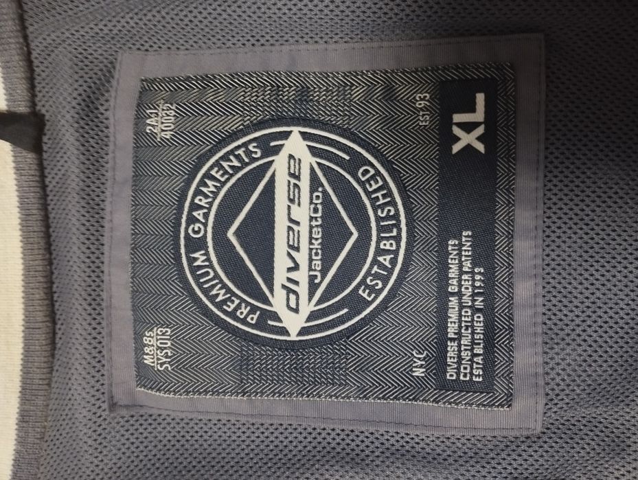 Sprzedam kurtkę DIVERSE - XL
