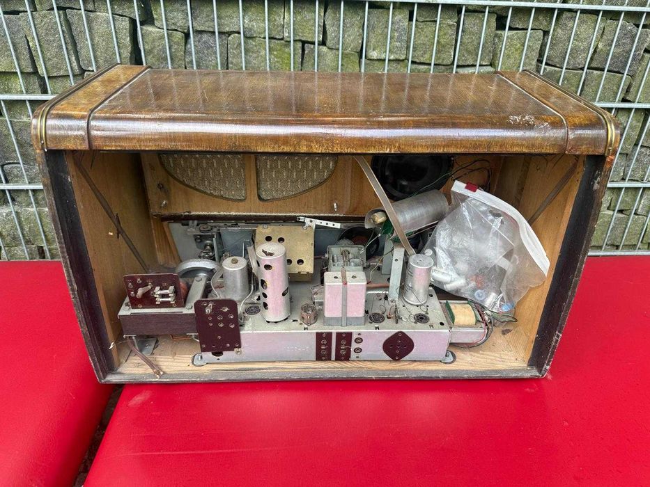 Radio w stylu retro
