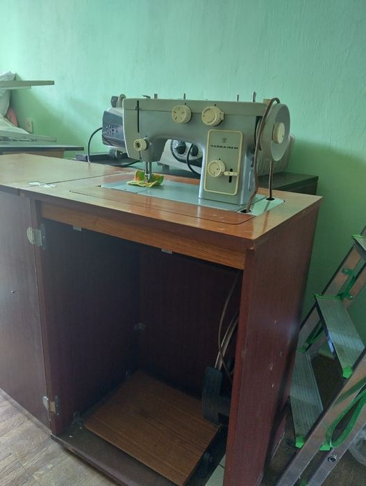 Швейна машина чайка 142 м