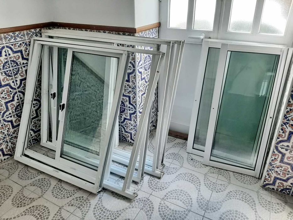 Aluminum Double-Glazed Windows with Frames – USED64285292147714122