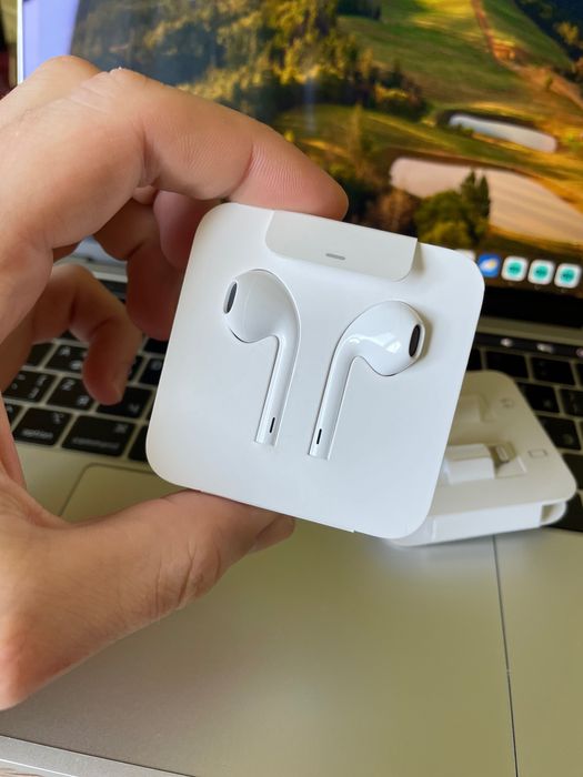 Нові оригінальні Apple EarPods lightning/3,5mm з комплекту iPhone