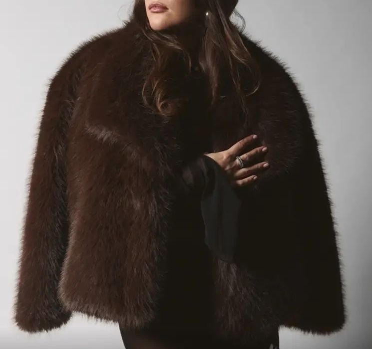 СЕЗОННИЙ Розпродаж!Стильні  шубки з неймовірного еко- хутра