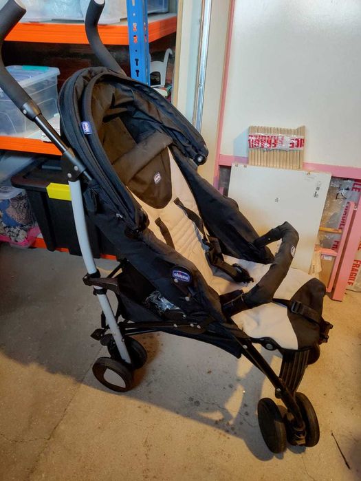 Carrinho bebé 1 até 4 anos da CHICO em ótimo estado